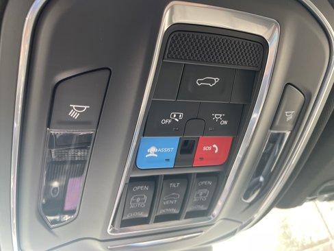 New 2025 Jeep Grand Cherokee Limited 4xe image 39