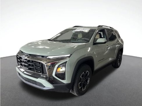 New 2026 Chevrolet Equinox ACTIV image 3