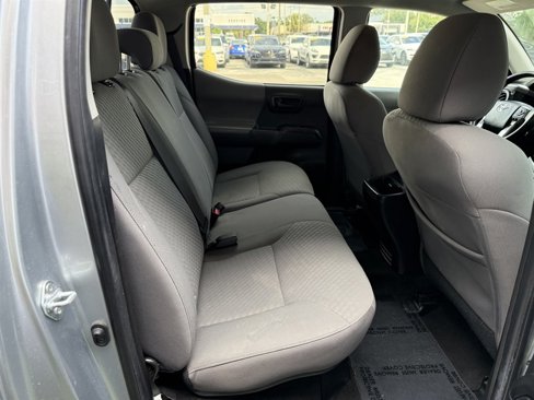 Used 2022 Toyota Tacoma SR5 image 16