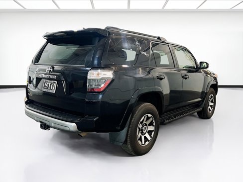 Used 2024 Toyota 4Runner TRD Off-Road image 4