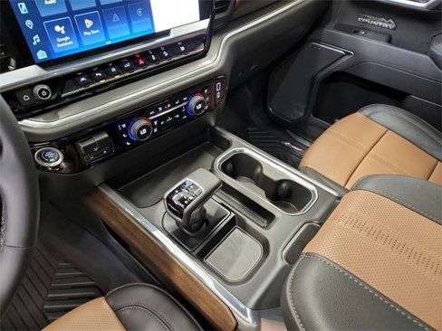 Used 2025 Chevrolet Silverado 1500 High Country w/ Technology Package image 23