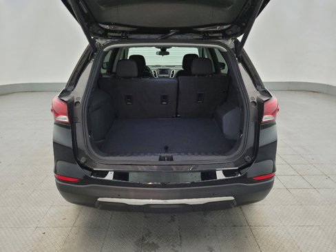 Used 2023 Chevrolet Equinox LT image 29