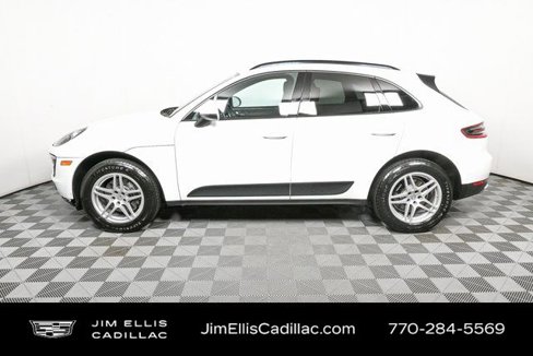 Used 2018 Porsche Macan image 31