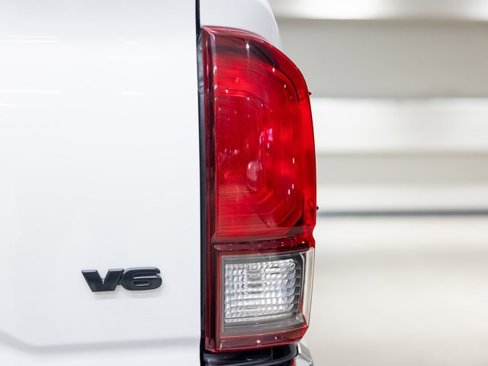 Used 2022 Toyota Tacoma SR5 image 16