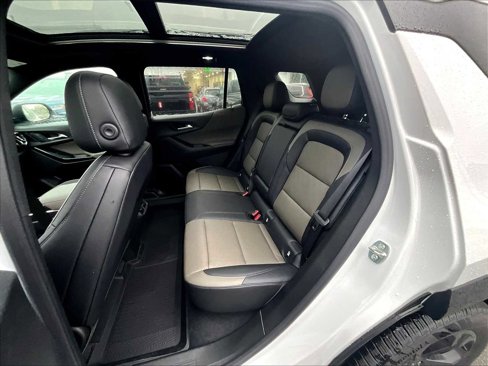 New 2026 Chevrolet Equinox LT w/ Convenience Package II image 15
