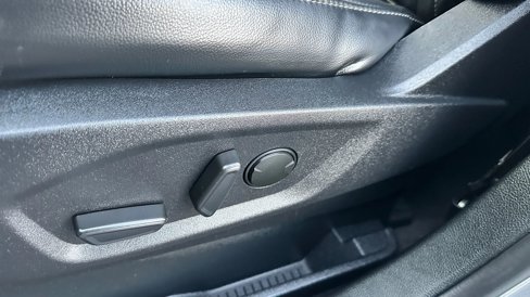 Used 2024 Ford Edge SEL image 21