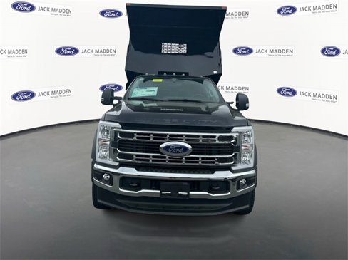 New 2025 Ford F550 4x4 Regular Cab Super Duty image 3