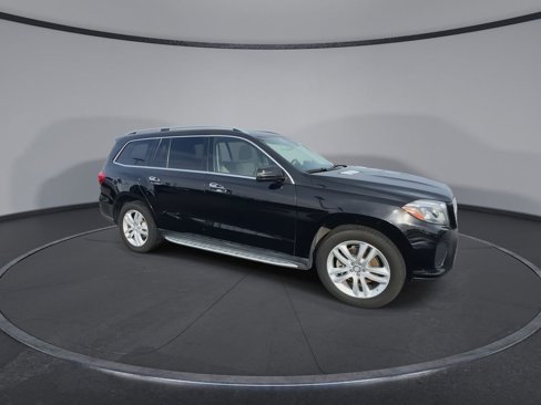 Used 2017 Mercedes-Benz GLS 450 4MATIC image 2