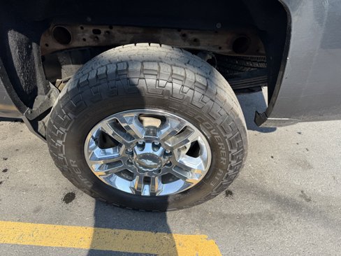 Used 2018 Chevrolet Silverado 2500 High Country w/ Duramax Plus Package image 10