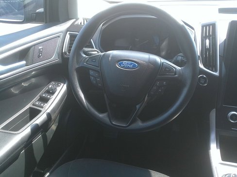 Used 2023 Ford Edge SE image 8