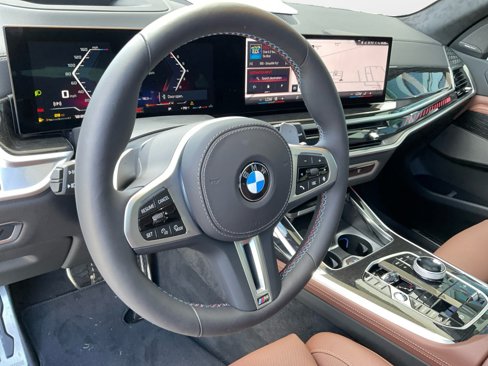 New 2026 BMW X7 M60i image 10