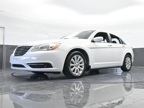 Used 2013 Chrysler 200 Touring image 49