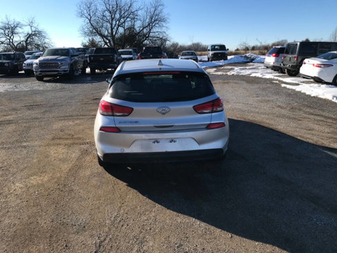 Used 2018 Hyundai Elantra GT image 4