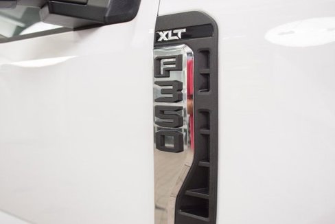 Used 2024 Ford F350 XLT w/ XLT Value Package image 13