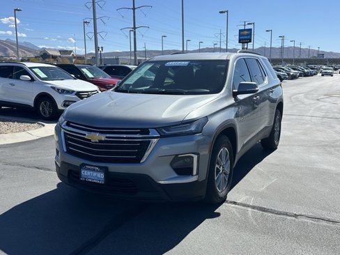 Certified 2023 Chevrolet Traverse LT image 4