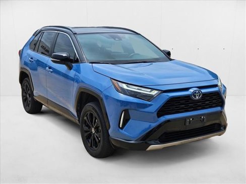 Used 2023 Toyota RAV4 XSE image 3