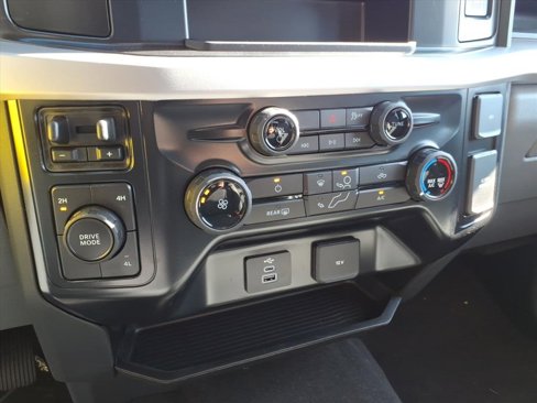 New 2026 Ford F250 XLT image 19