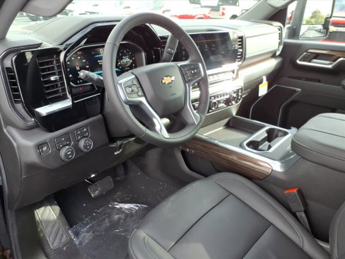 New 2026 Chevrolet Silverado 2500 LT image 5