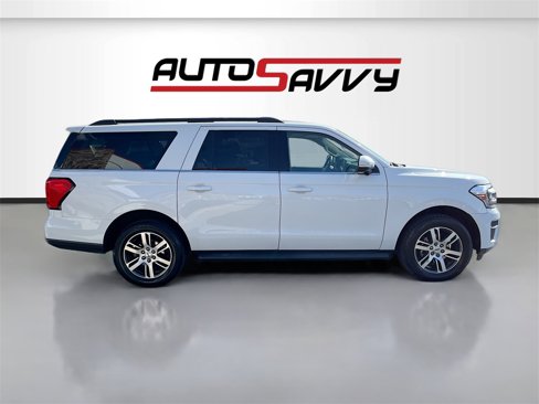 Used 2024 Ford Expedition Max XLT image 8