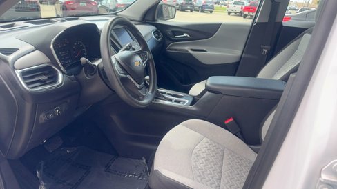 Used 2023 Chevrolet Equinox LS w/ Driver Confidence II Package image 12