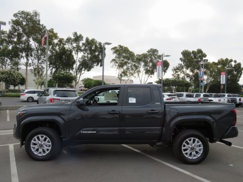 New 2025 Toyota Tacoma SR5 image 8