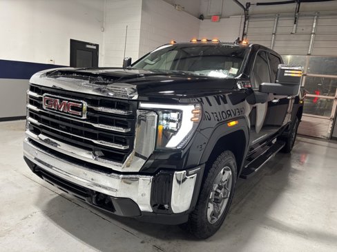 New 2025 GMC Sierra 2500 SLT w/ SLT Premium Package image 7