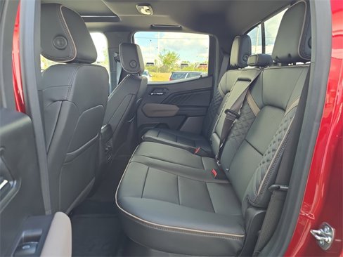 New 2026 GMC Canyon Denali image 16