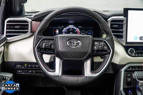 Used 2025 Toyota Sequoia Capstone image 16