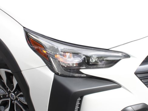 New 2025 Subaru Outback Touring XT image 2