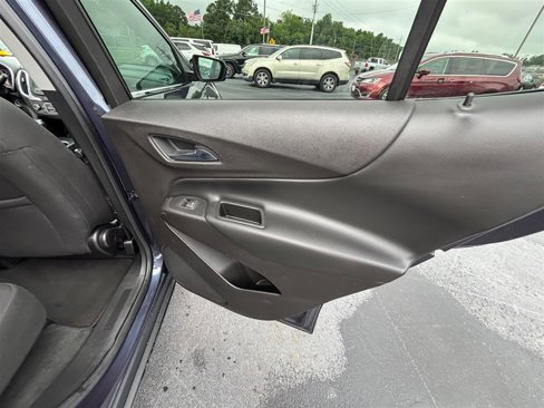 Used 2018 Chevrolet Equinox LT image 24