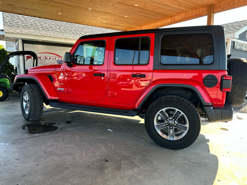 Used 2018 Jeep Wrangler Unlimited Sahara w/ Dual Top Group image 7