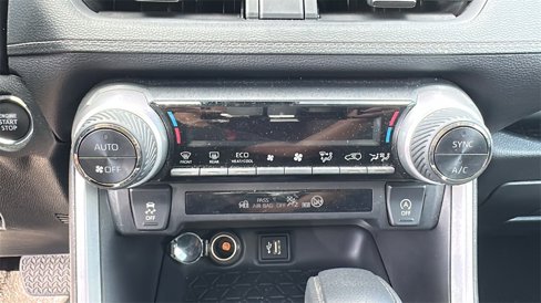 Used 2024 Toyota RAV4 XLE image 10