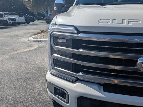 New 2025 Ford F350 4x4 Crew Cab Super Duty image 10