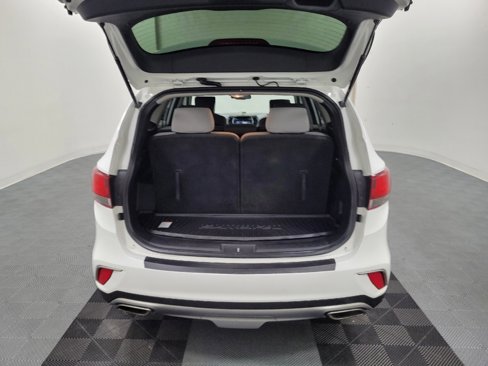 Used 2017 Hyundai Santa Fe SE image 29