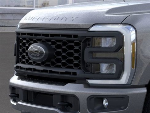 New 2025 Ford F250 XLT image 17
