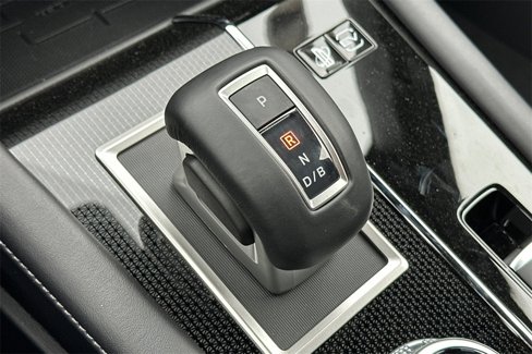 New 2025 Mitsubishi Outlander SEL image 19
