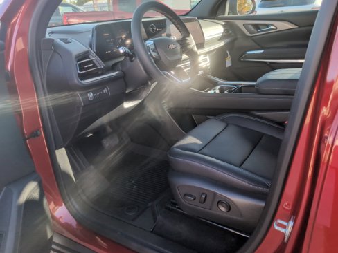New 2026 Chevrolet Traverse LT w/ Driver Confidence Package image 8