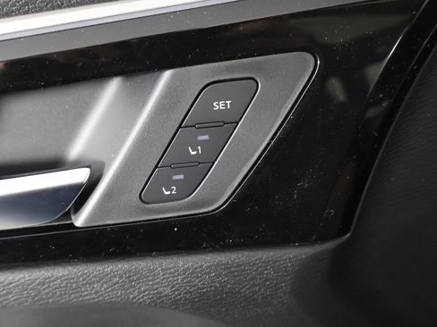 New 2025 Mitsubishi Outlander SEL image 42