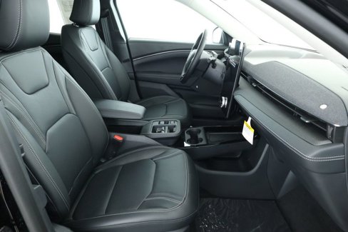 Used 2025 Ford Mustang Mach-E Premium image 22