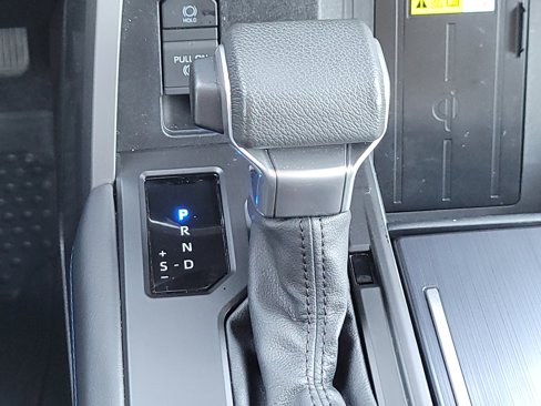 Used 2023 Toyota Tundra Platinum image 23
