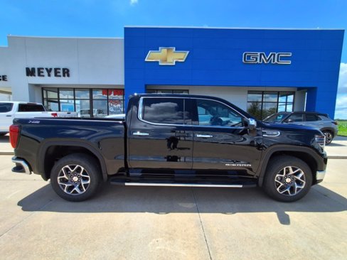 New 2025 GMC Sierra 1500 SLT w/ SLT Premium Package image 1