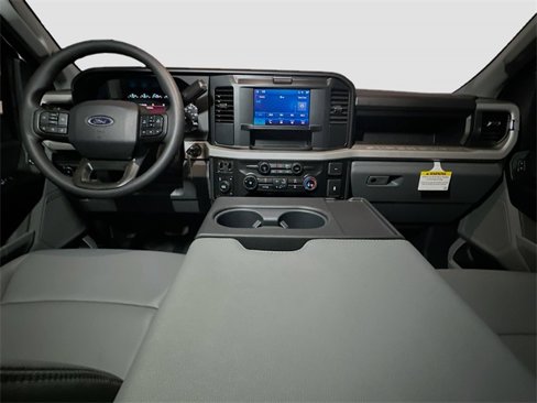 New 2026 Ford F350 4x4 Crew Cab DRW Super Duty image 6