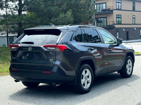Used 2019 Toyota RAV4 XLE image 6