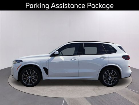 New 2026 BMW X5 xDrive50e w/ Executive Package image 6