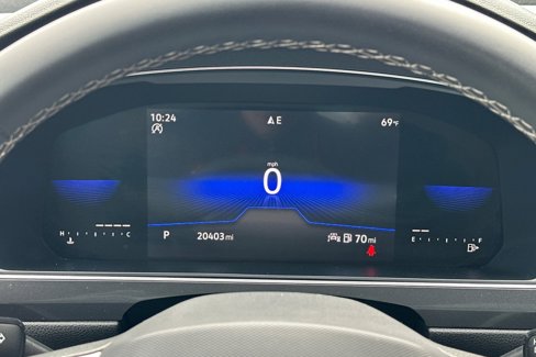 Used 2022 Volkswagen Tiguan SE image 26
