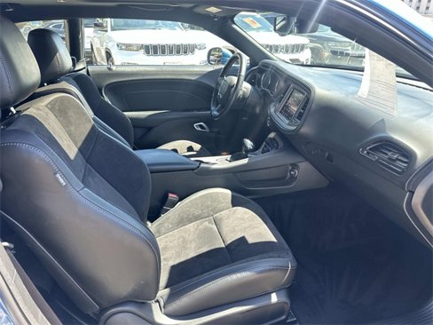 Used 2023 Dodge Challenger GT w/ Plus Package image 9