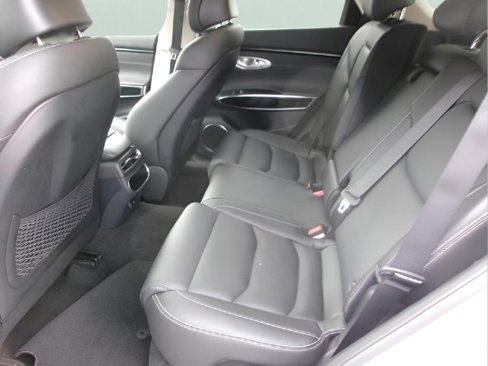 Used 2025 Genesis GV70 2.5T image 9