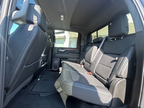 Used 2024 GMC Sierra 2500 Denali w/ Denali Reserve Package image 23