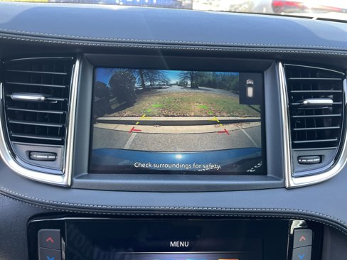 New 2025 INFINITI QX50 Luxe image 11