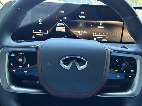 Used 2025 INFINITI QX80 Autograph w/ Autograph Exterior Package image 31
